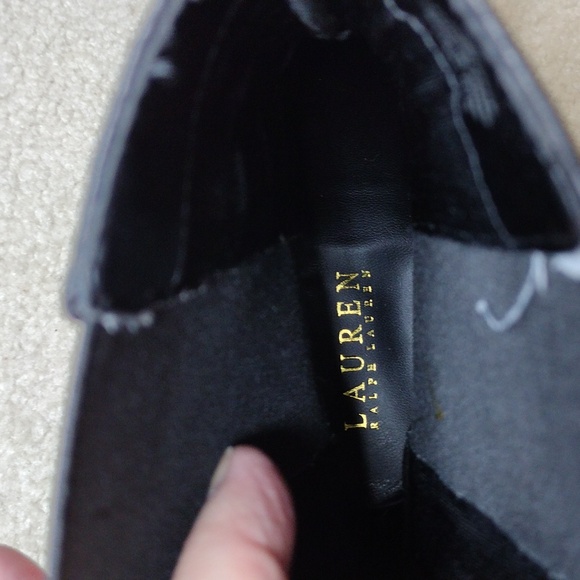 Lauren Ralph Lauren women's black leather Chelsea boots. NWOT. Size 9 - Picture 7 of 12